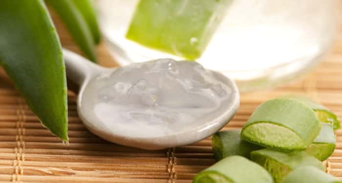 13 Homemade Aloe Vera Face Masks For Acne Skin Care